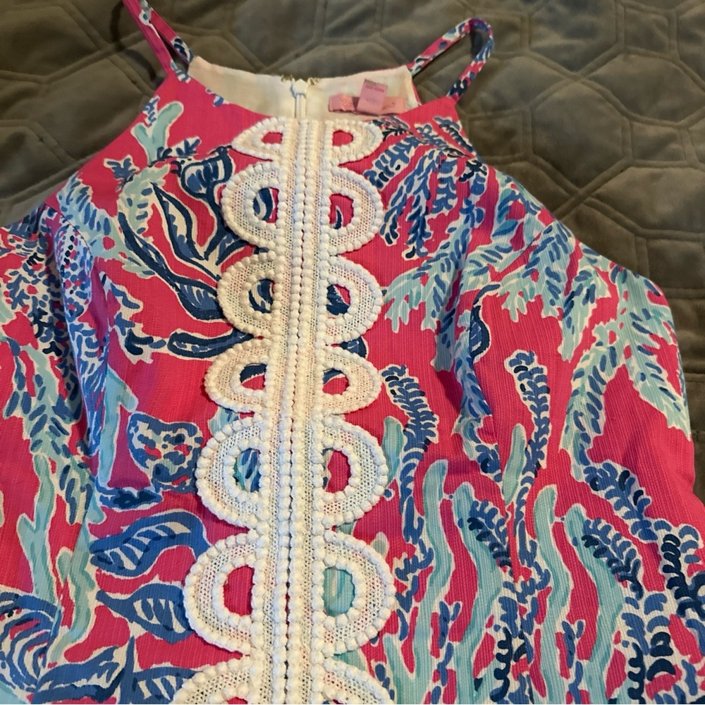 Classic Lily, Pulitzer pink top sleeveless with design down the front,  size 6